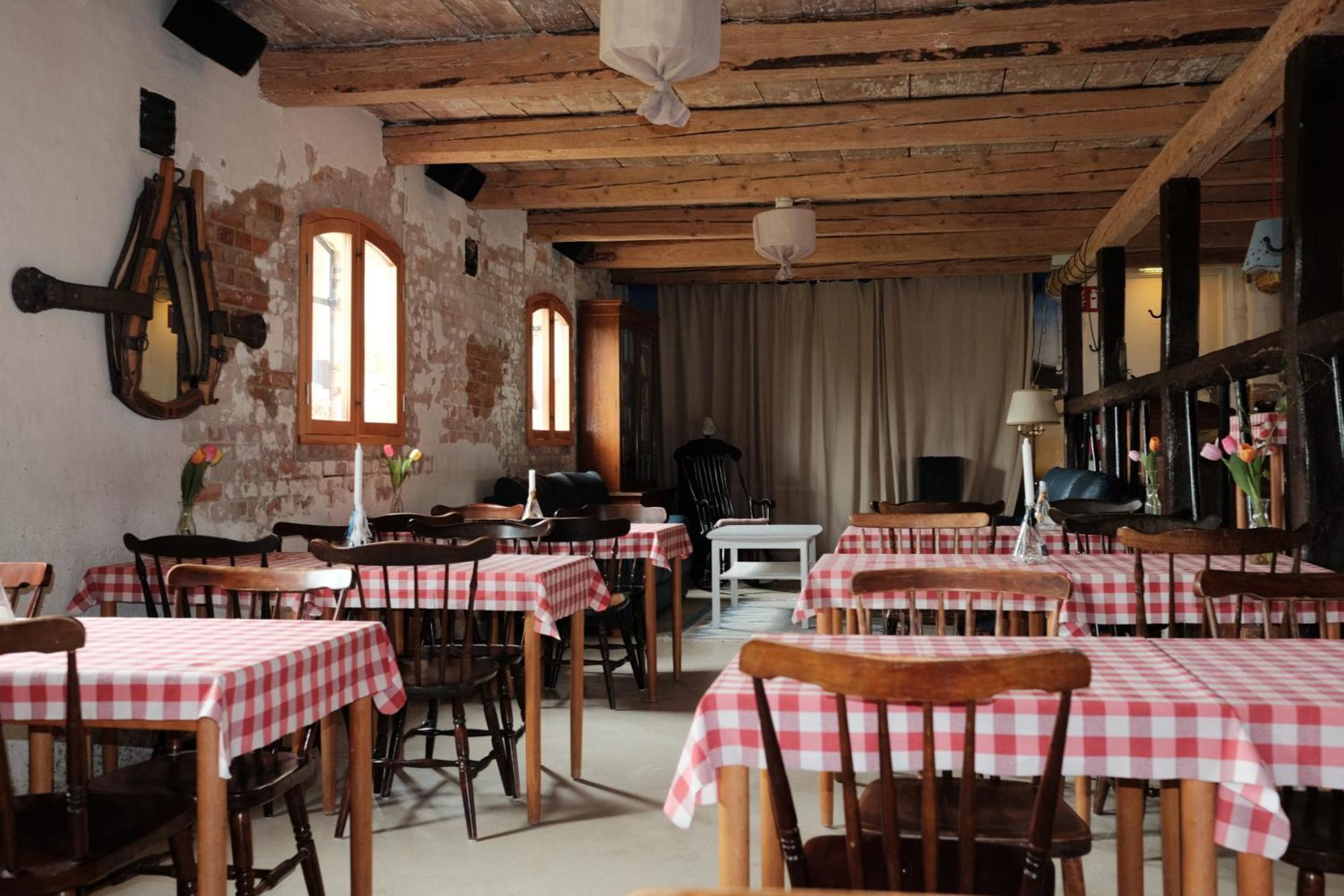 Hanksville Farm Svalov Экстерьер фото